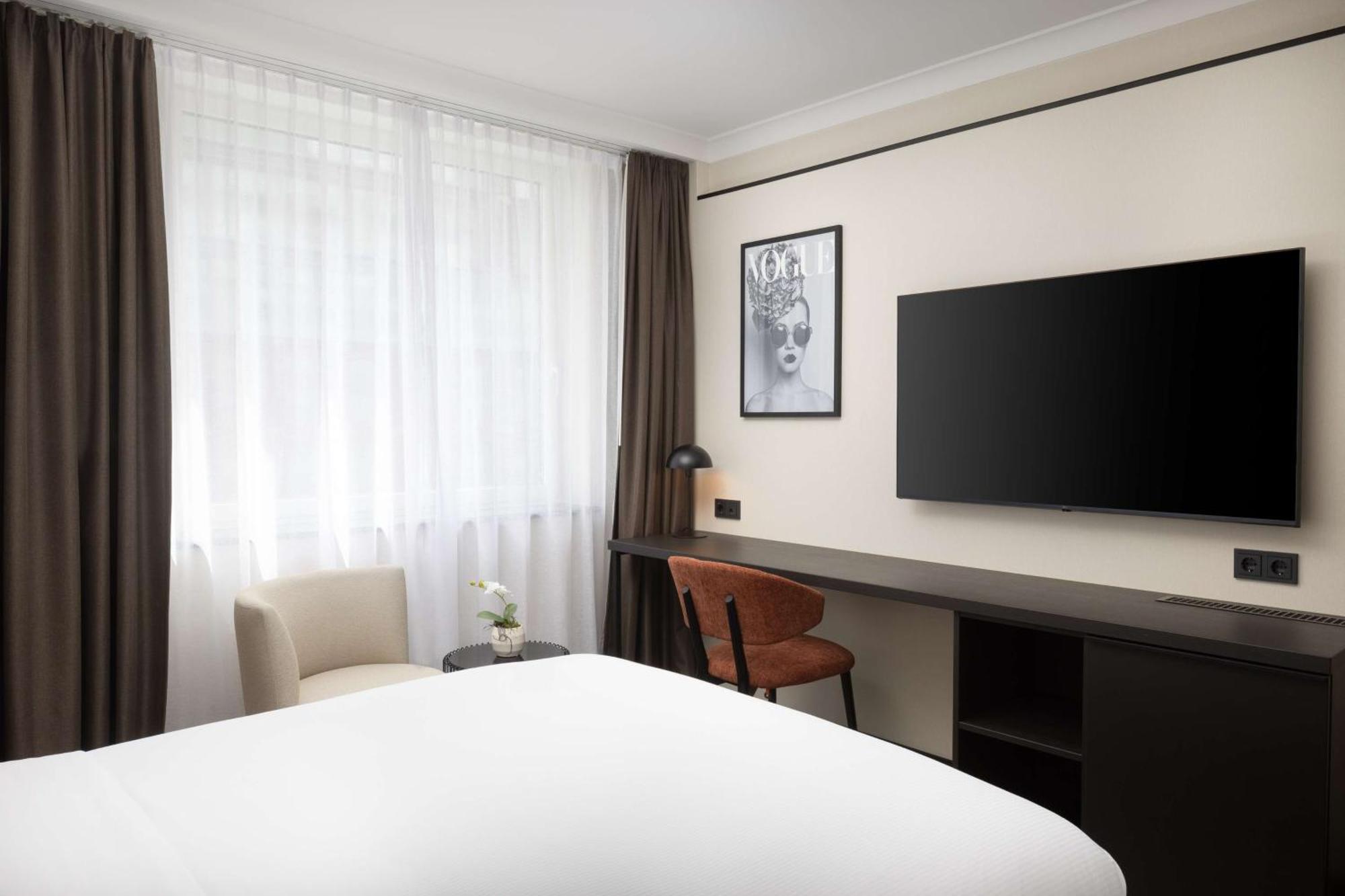 Hilton